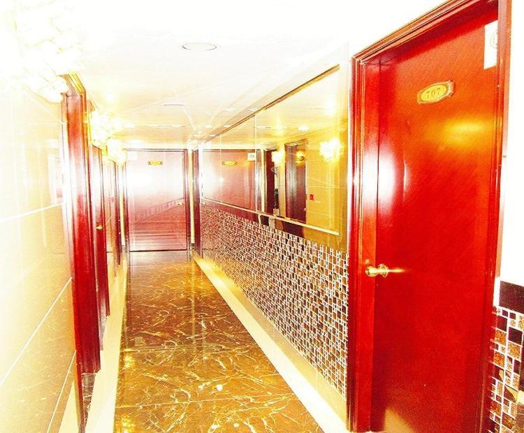 New Chung King Mansion Guest House - Tower C Hong Kong Exterior foto